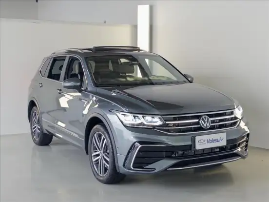 VW - VolksWagen TIGUAN Allspac R-Line 300 TSI 2.0 2025 foto 3