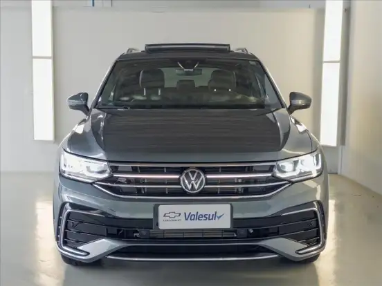 VW - VolksWagen TIGUAN Allspac R-Line 300 TSI 2.0 2025 foto 2